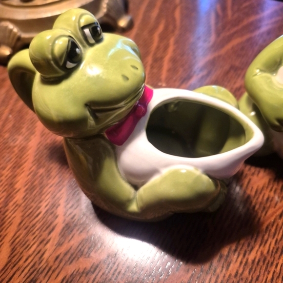 Vintage NC Cameron & Sons Ceramic Green Lady And Man Frog Sugar Bowl & Creamer - Picture 4 of 10